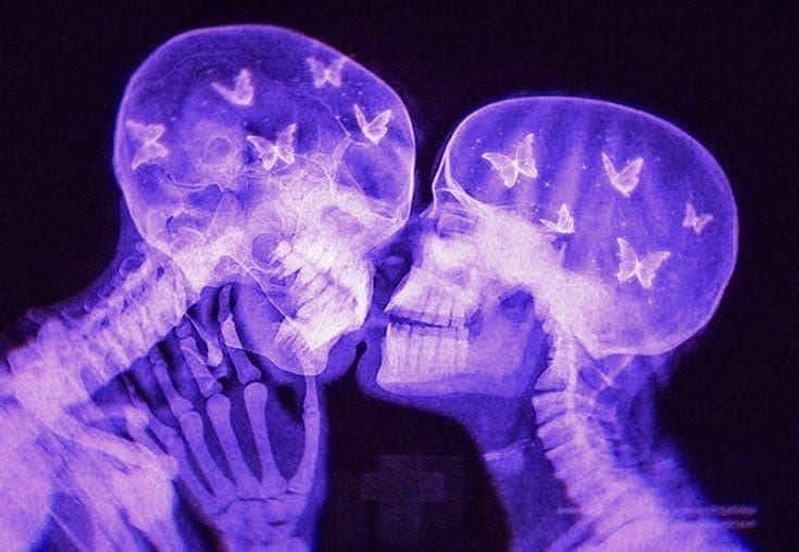 Anime kiss